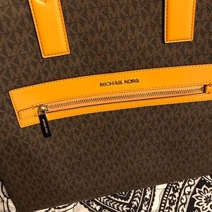 Michael Kors purses like new